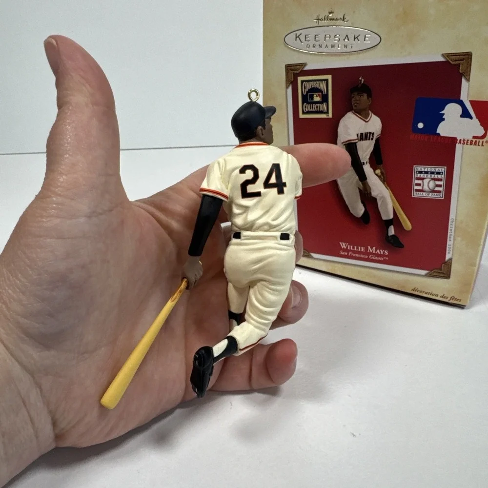 Hallmark Keepsake Ornament 2004 MLB San Francisco Giants Willie Mays
